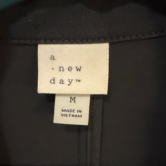 a new day Women's Classic Black Blazer - Picture 2 of 8